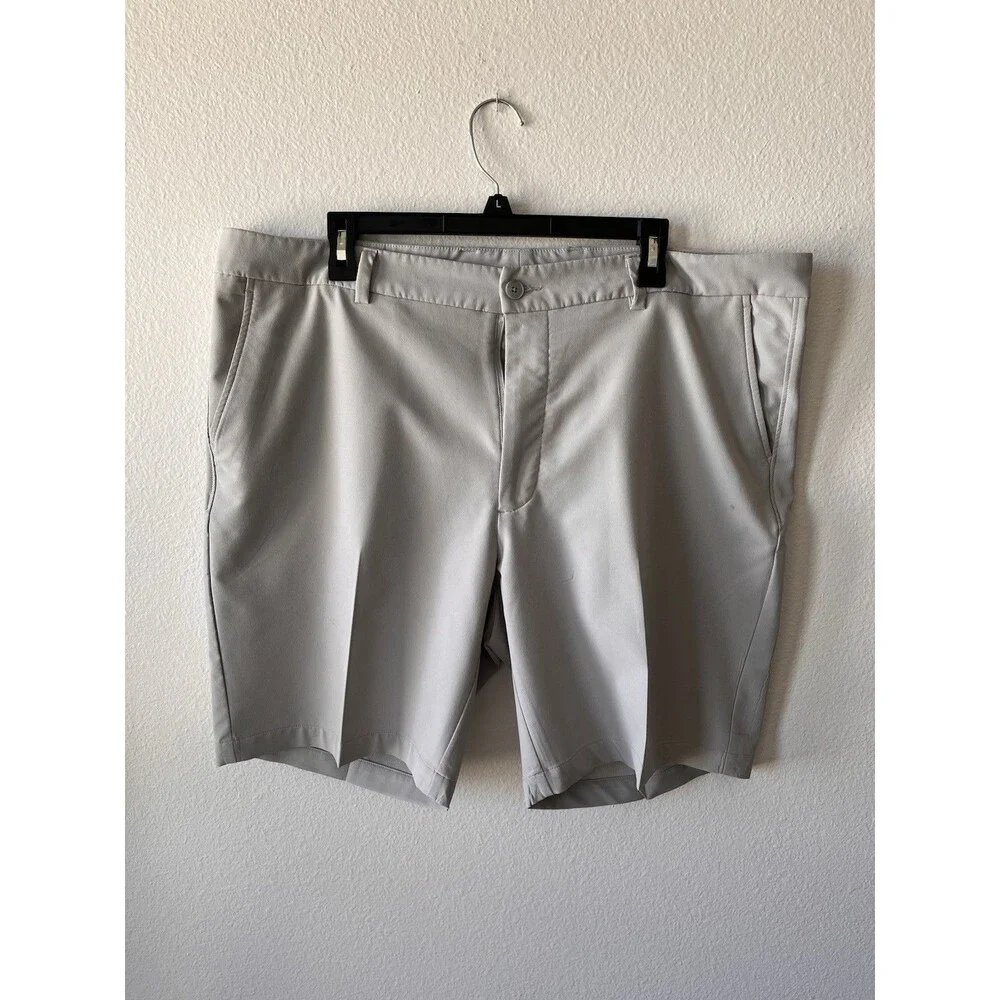 Turtleson Men’s Light Gray Shorts Size 40